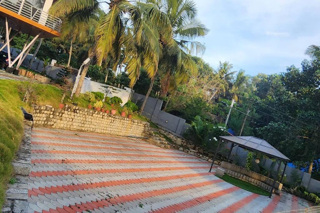 The Urban Getaway Villa Thiruvananthapuram Kültér fotó